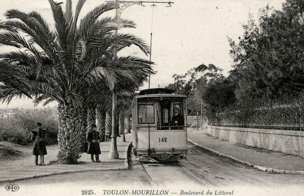 Toulon-tram 2825.jpg