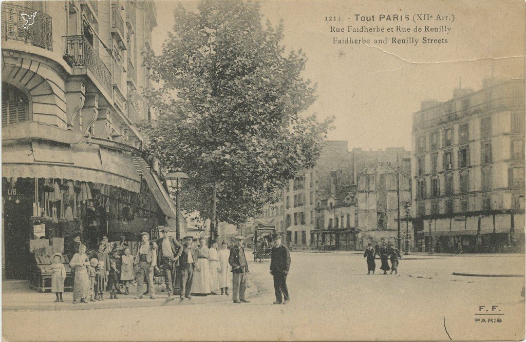 Z - 1214 - Rue Faidherbe et rue de Reuilly.jpg