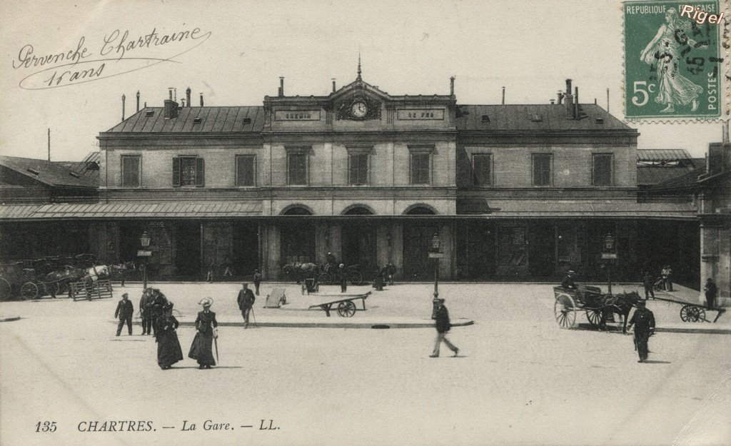 28-Chartres- La gare.jpg