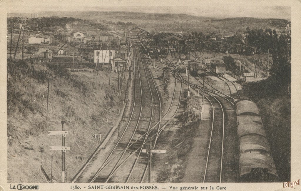 03-St-Germain-des-Fossés- Gare.jpg