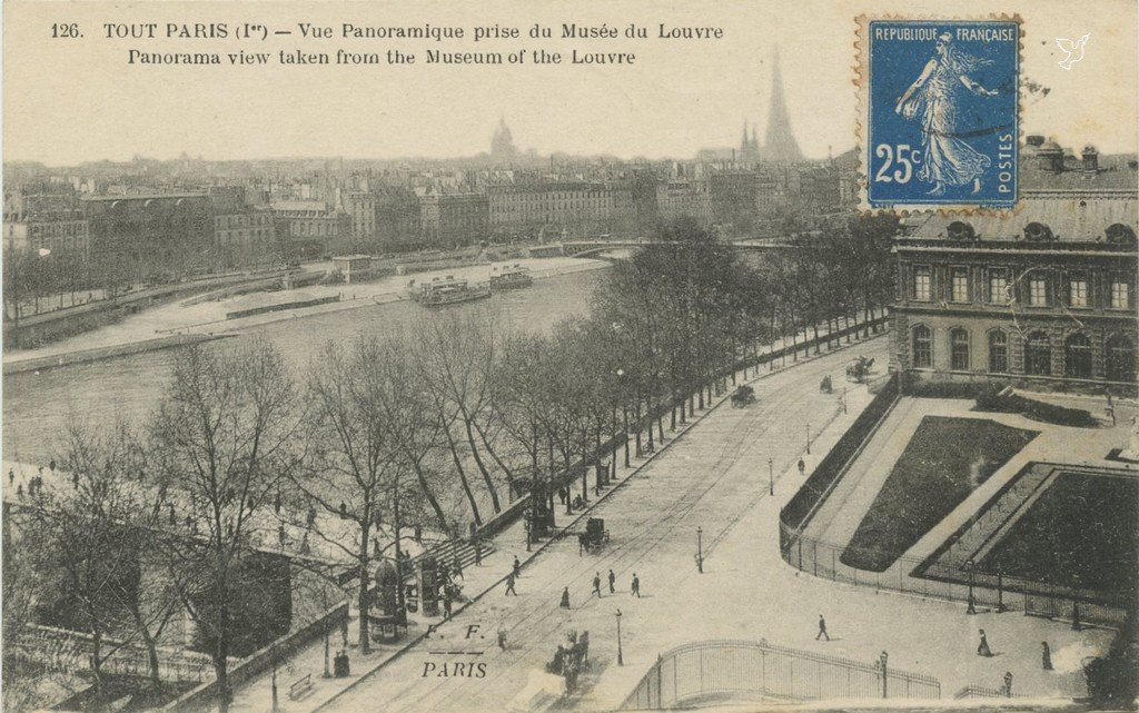Z - 126 - Vue panoramique prise deu Musée du louvre.jpg