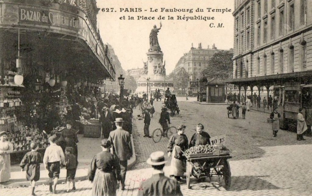 Bazar du Château d'Eau Place république rue du fbg du Temple.jpg