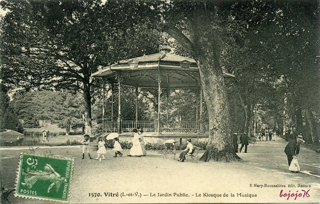 35-Vitré-Kiosque.jpg