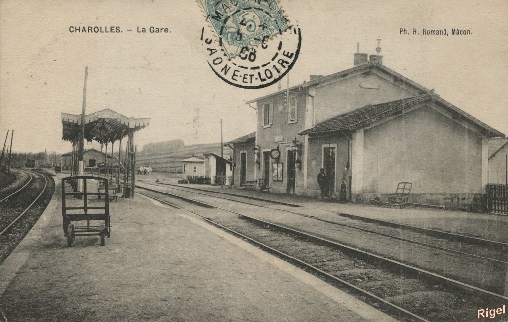 71-Charolles - La Gare - Ph H Romand.jpg