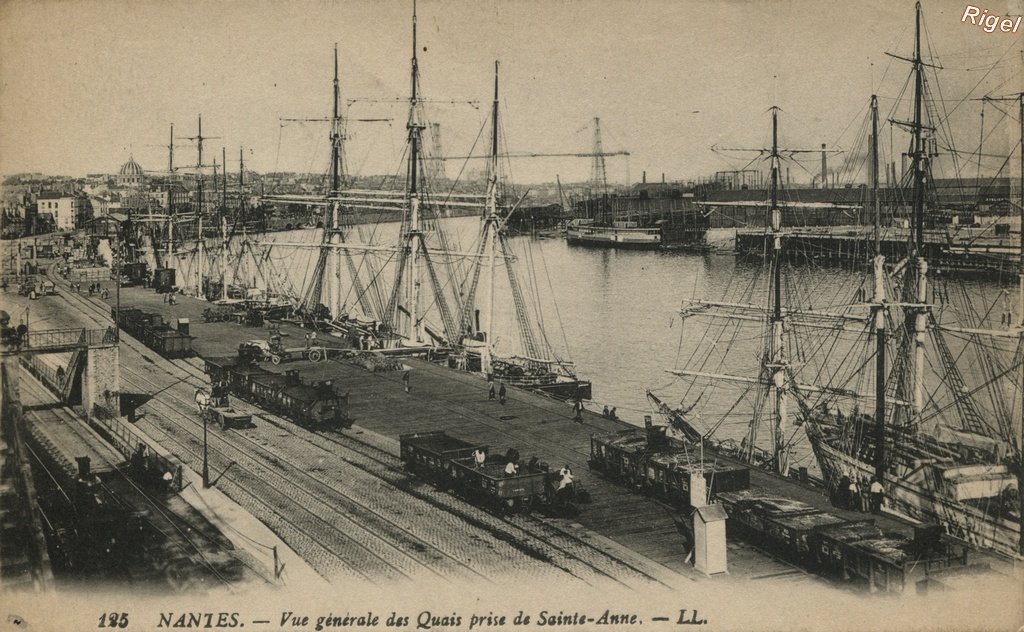 44-Nantes - Vue Générale des Quais - 125 LL.jpg