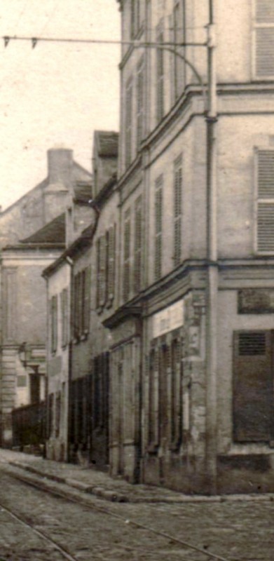 Idf Tram poteau.JPG