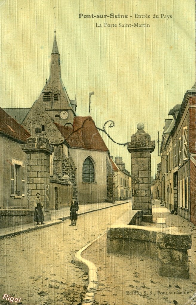 10-Pont-sur-Seine - Entrée du Pays - La Porte Saint-Martin.jpg