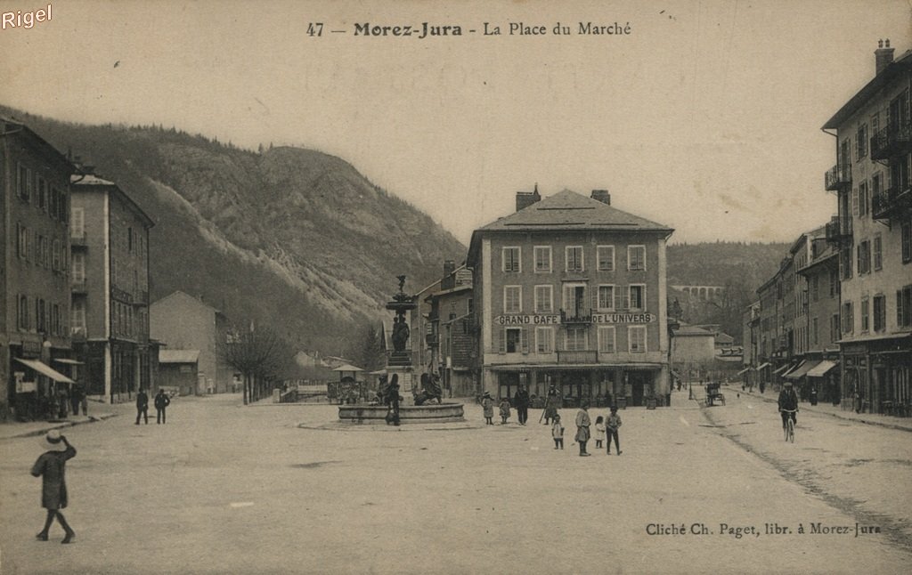 39-Morez - Place du Marché - 47.jpg