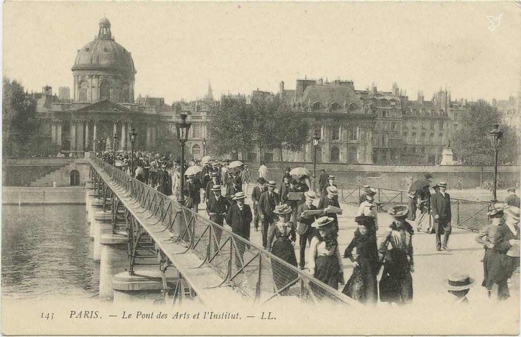 Z - 143 -  Le Pont des Arts et l'Institut.jpg