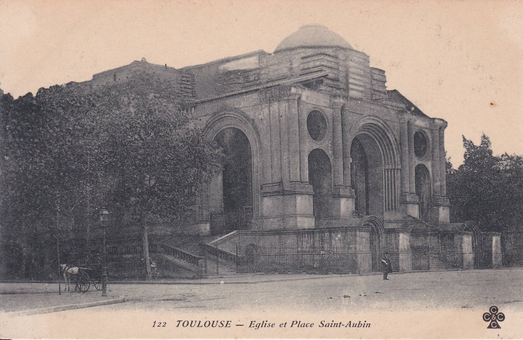 Toulouse - Eglise et Place Saint-Aubin.jpg