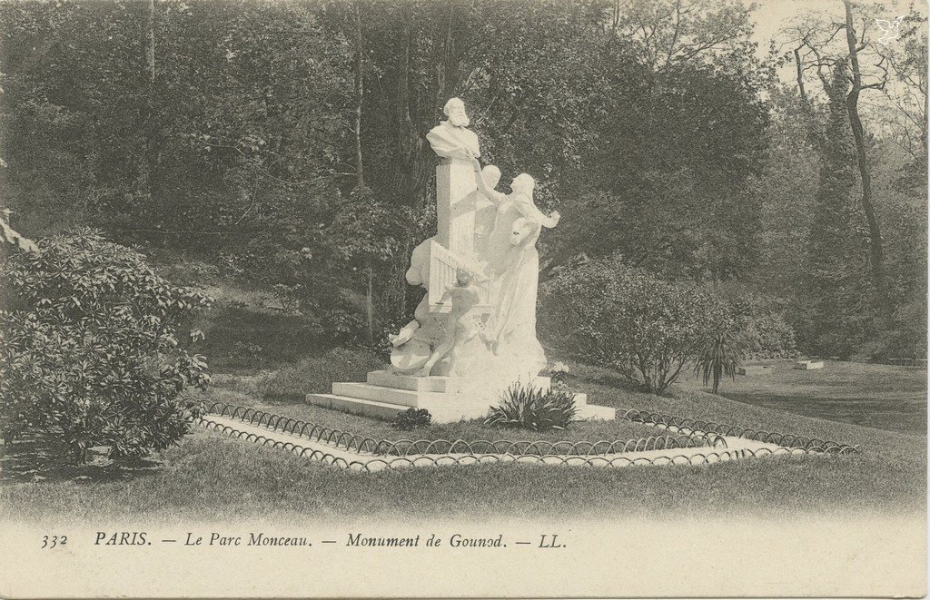 Z - 332 - Monument de Gounod.jpg