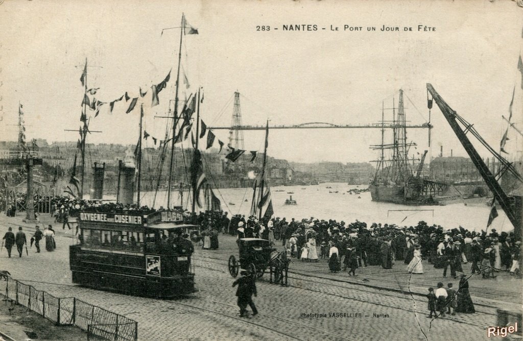 44-Nantes - Le Port un jour de Fête - 283 Phototypie Vassellier.jpg