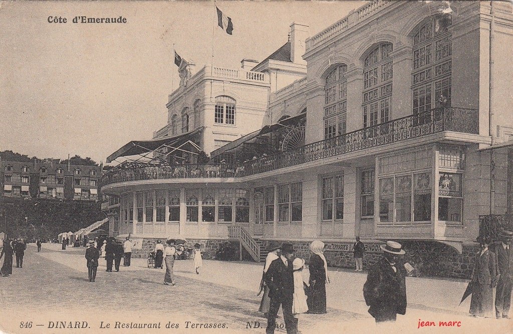 Dinard - Le Restaurant des Terrasses (1917).jpg