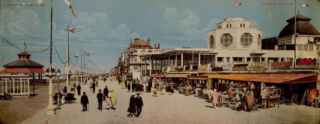 Malo-les-Bains - Le Casino, le Kiosque à musique et la digue 0.jpg