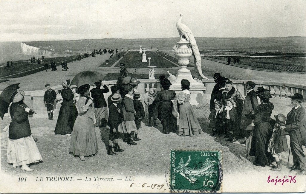 76-Le Tréport-La Terrase panorama.jpg