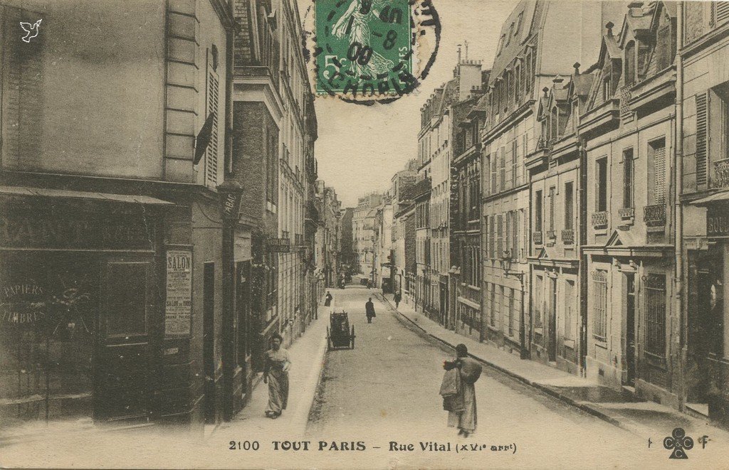 Z - 2100 - Rue Vital.jpg