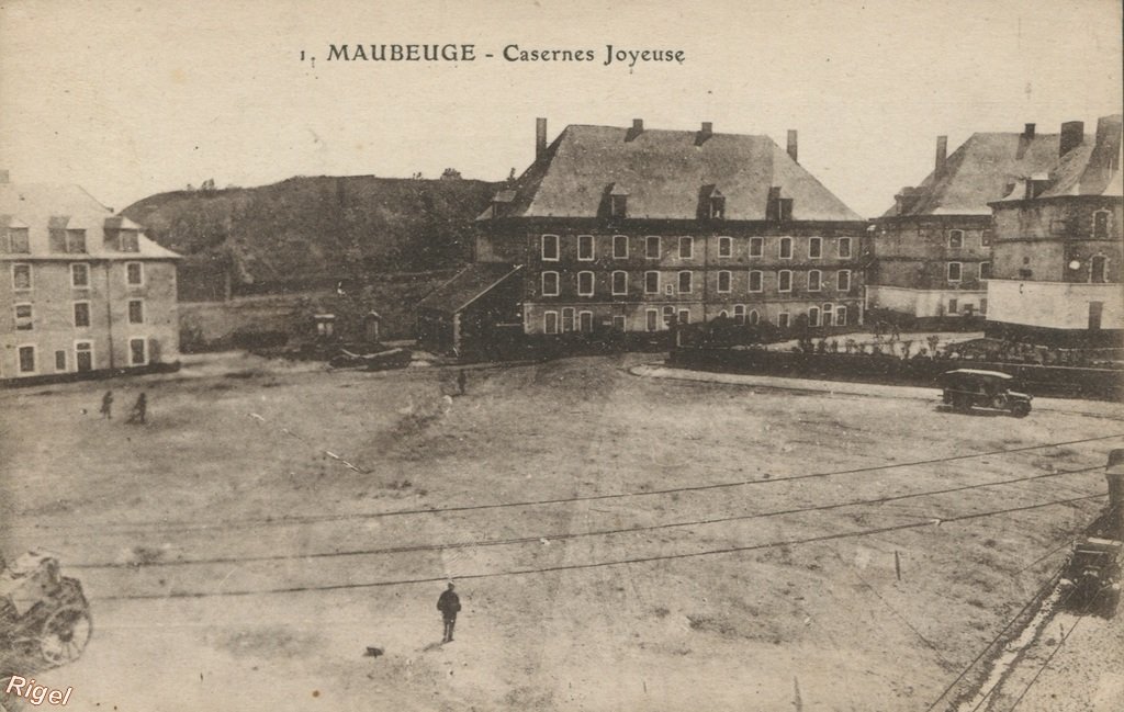 59-Maubeuge - Caserne Joyeuse - 1.jpg