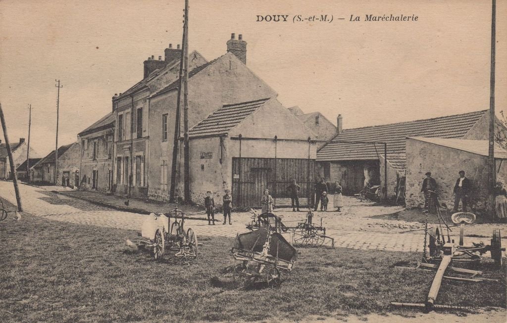 77 - DOUY - La Maréchalerie - Edition Liger - 29-09-21.jpg