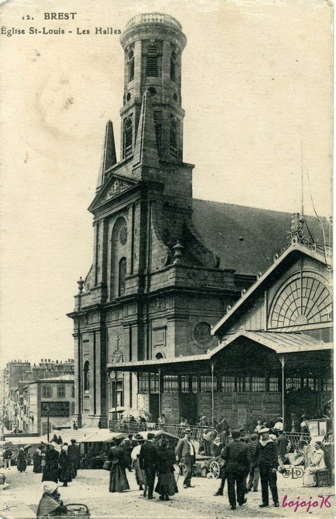 29-Brest-Eglise Saint Louis et les Halles.jpg