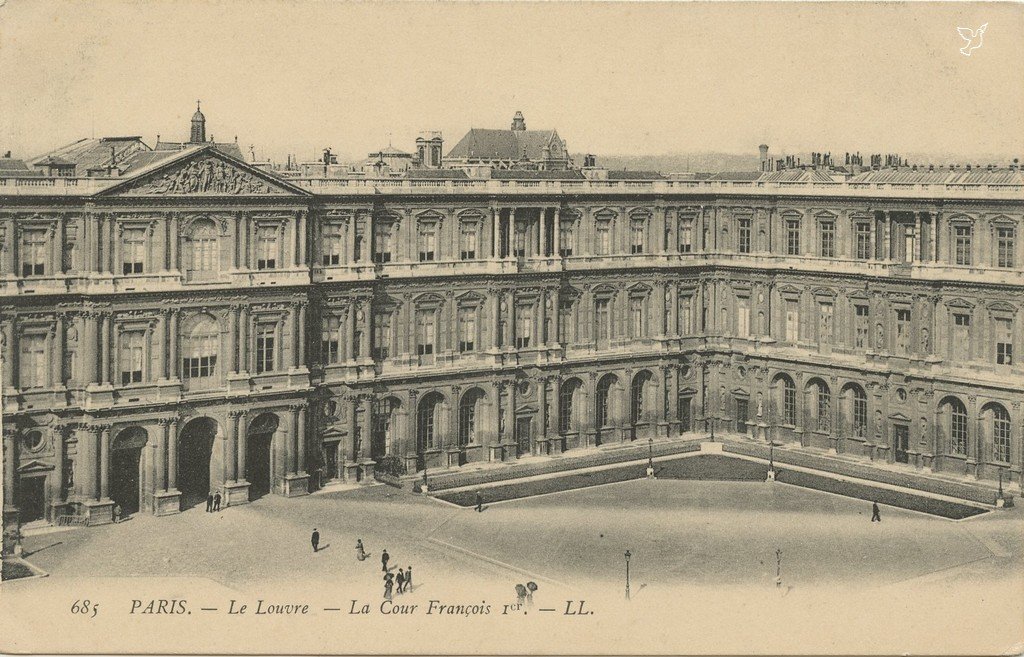 Z - 685 - Le louvre Cour François Ier.jpg