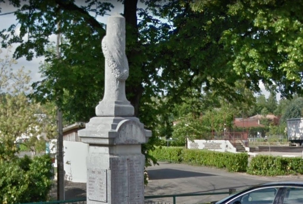 Manciet 6 monument aux morts.jpg