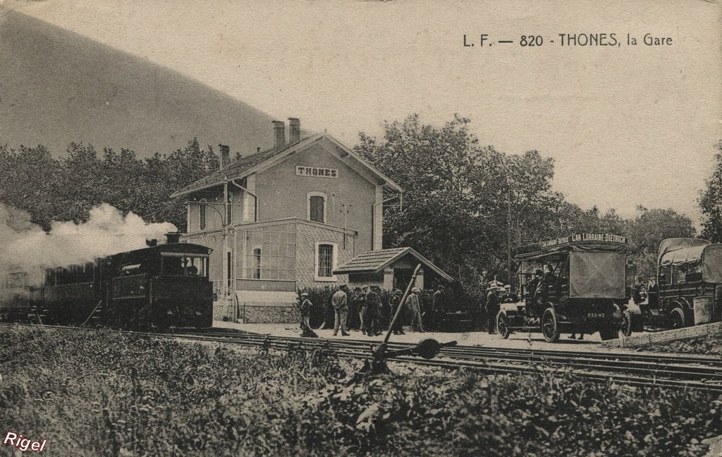 74-Thones - la Gare - LF 820.jpg