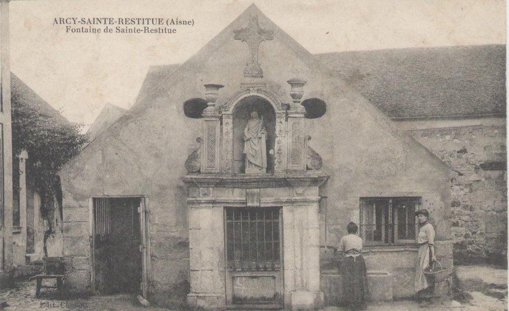 02 Arcy Sainte Restitue(fontaine).jpg