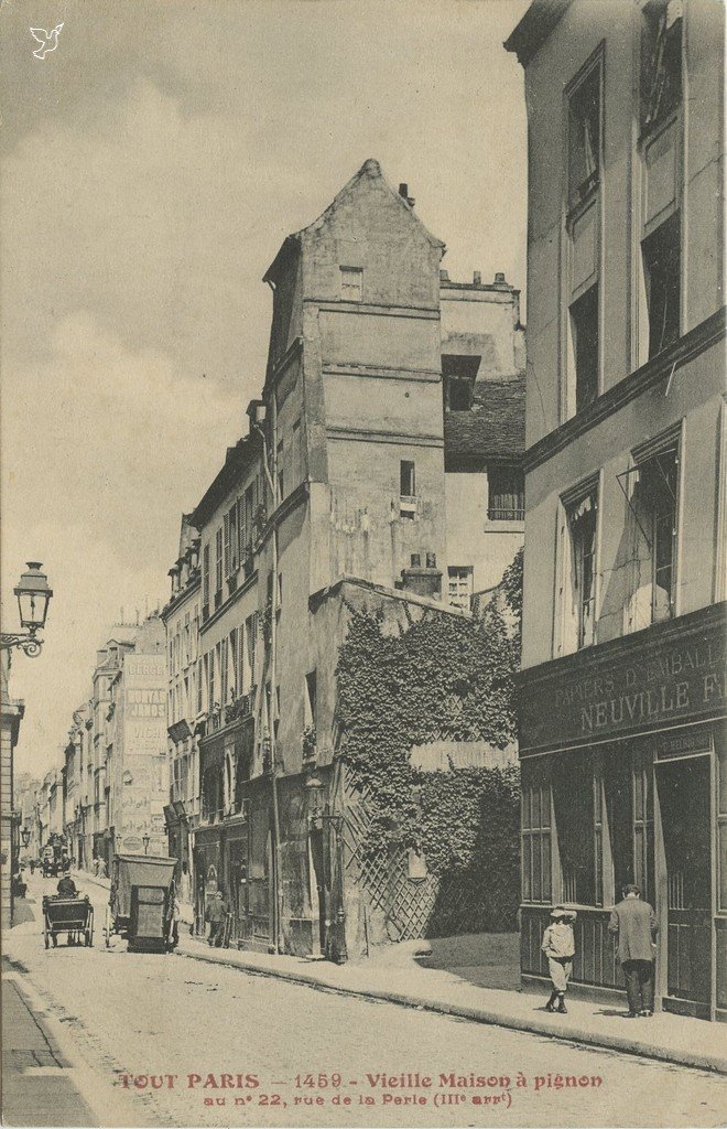 Z - 1459 - Vieille maison à pignon au 22, rue de la Perle.jpg