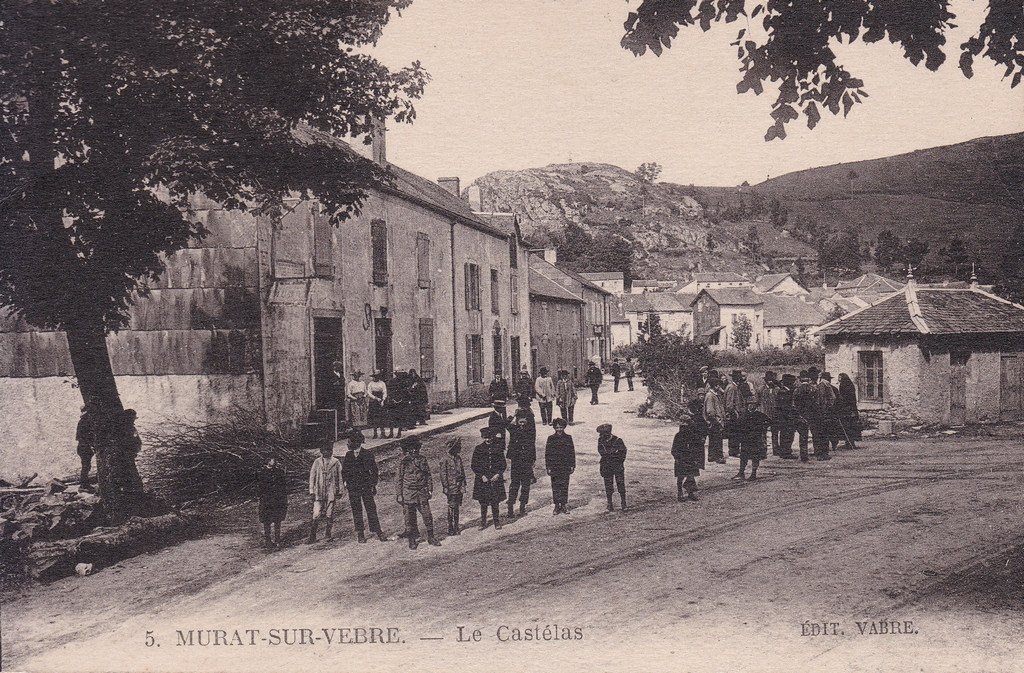 Murat-sur-Vèbre - Le Castelas.jpg