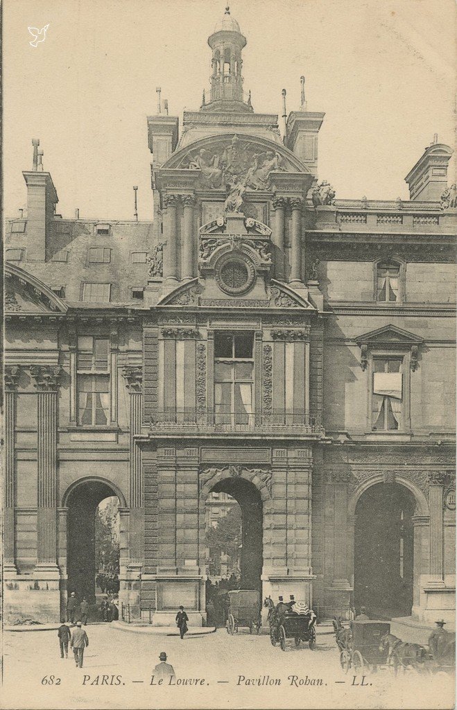 Z - 682 - Louvre - Pavillon Rohan.jpg