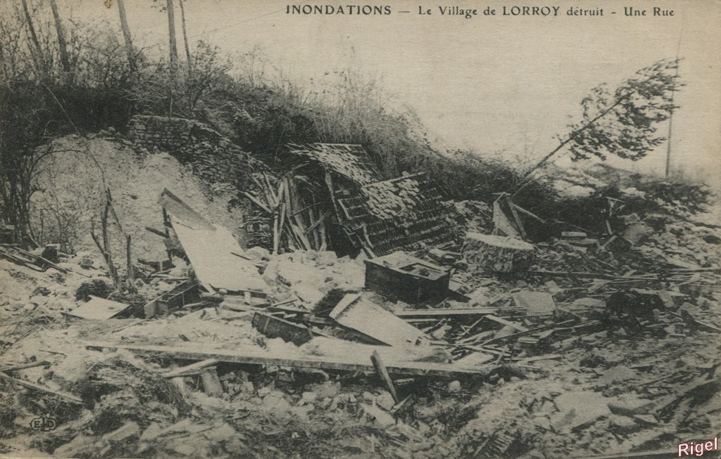 77-Lorroy - Village Détruit - Une Rue - ELD.jpg