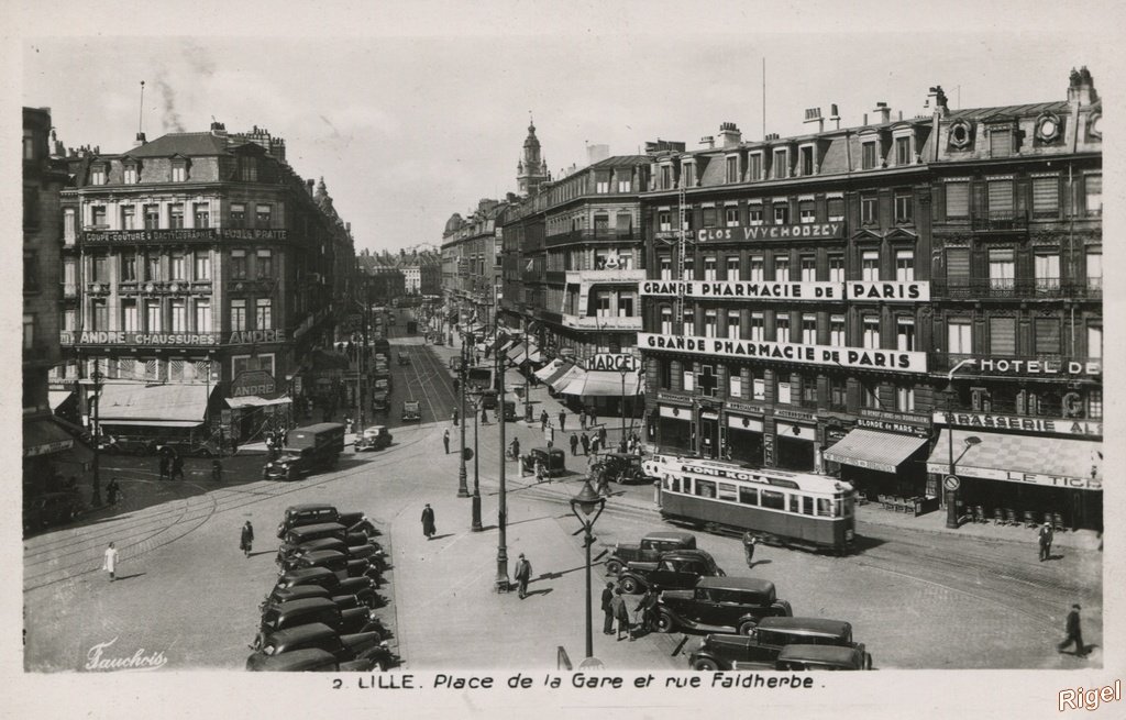 59-Lille - Place de la gare et Rue Faldherbe - 2 Edition Fauchois.jpg