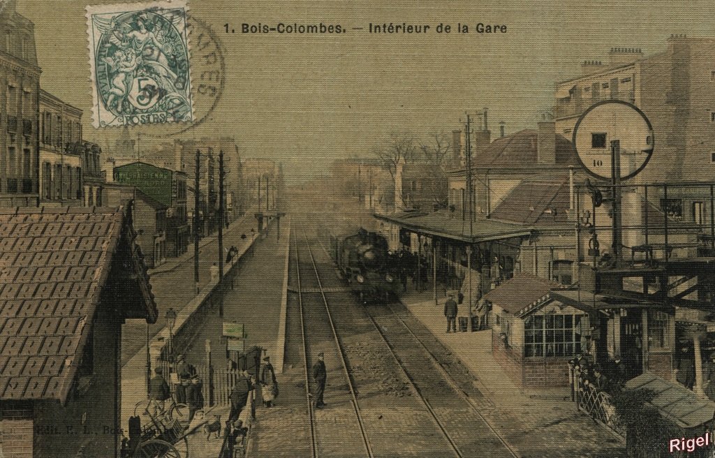 92-Bois-Colombes - Intérieur de la Gare - 1 Edit EL.jpg