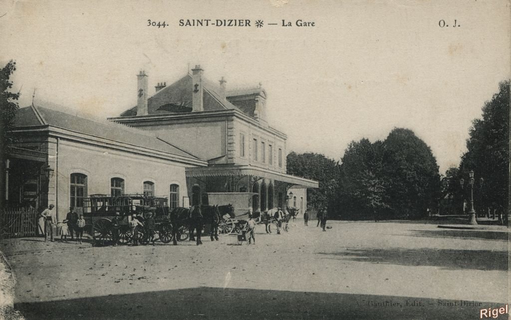 52-St-Dizier - La Gare - 3044 OJ - A Gauthier Edit.jpg