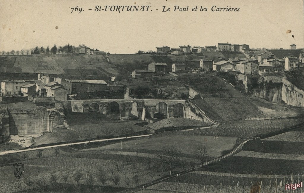 07-St-Fortunat - 769 SF.jpg