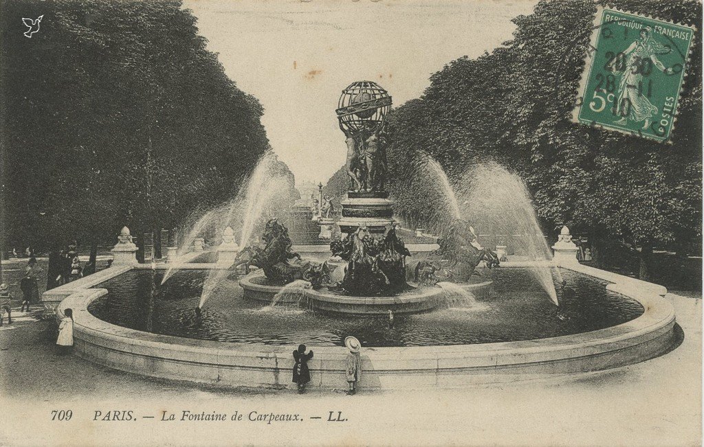Z - 709 - Fontaine de Carpeaux.jpg