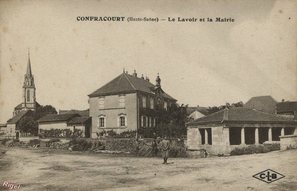 70-Confracourt - La Lavoir et la Mairie - CLB.jpg
