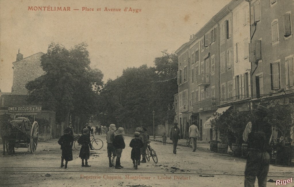 26-Montélimar - Place Avenue Aygu.jpg