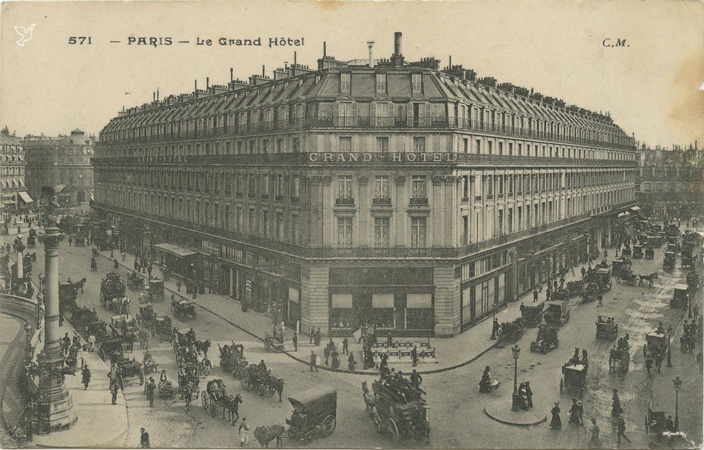 Z - OPERA - CM 571 - Grand Hotel N&B.jpg