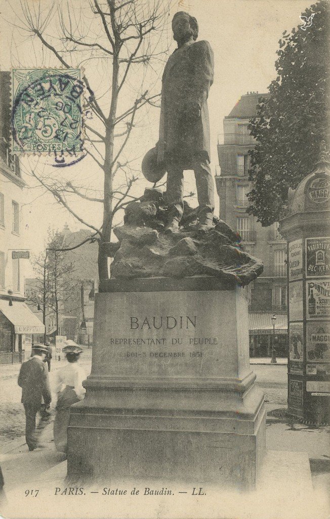 Z - 917 - Statue de Baudin.jpg