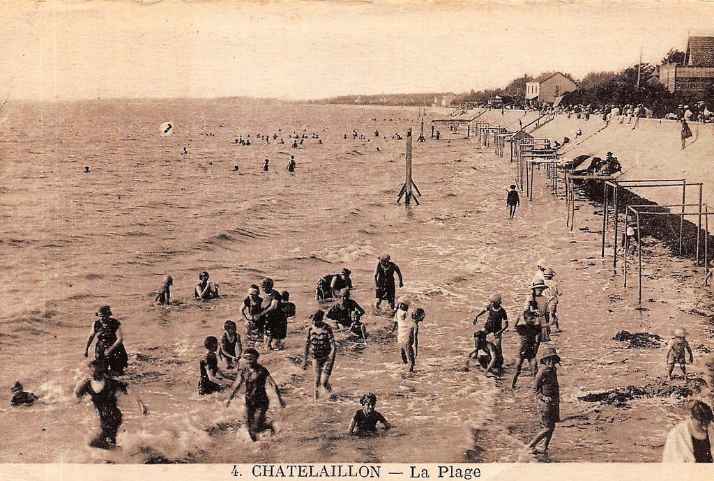 Châtelaillon 4 Plage.jpg