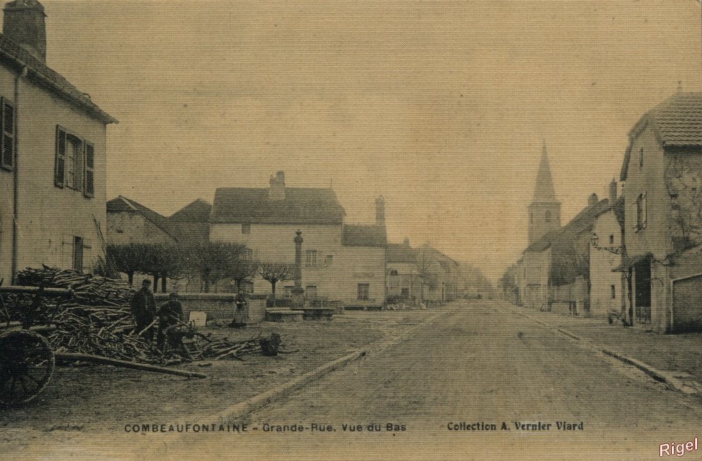 70-Combeaufontaine - Grande-Rue Vue du Bas.jpg