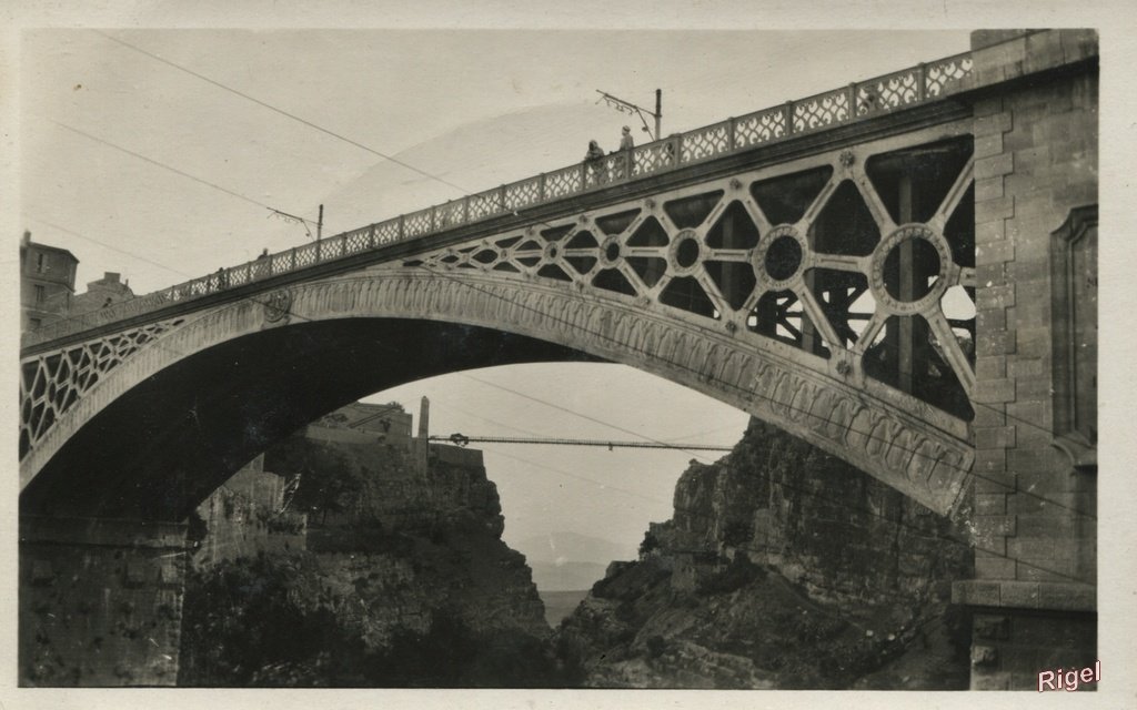 99-Alg-Constantine - Les Ponts El Kantara et Sidi M'Cid - 106 Edition Photos Africaines.jpg