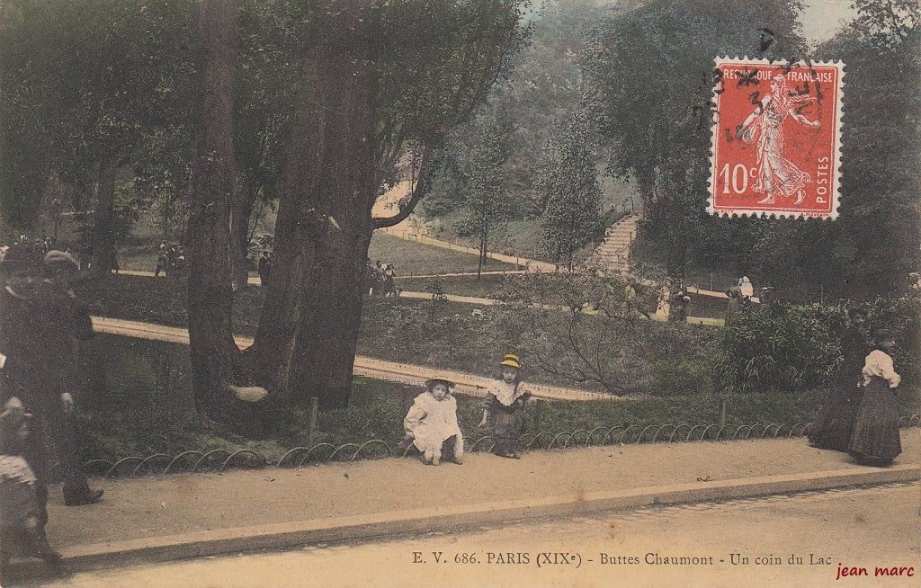 Buttes Chaumont - Un Coin du Lac (1910).jpg