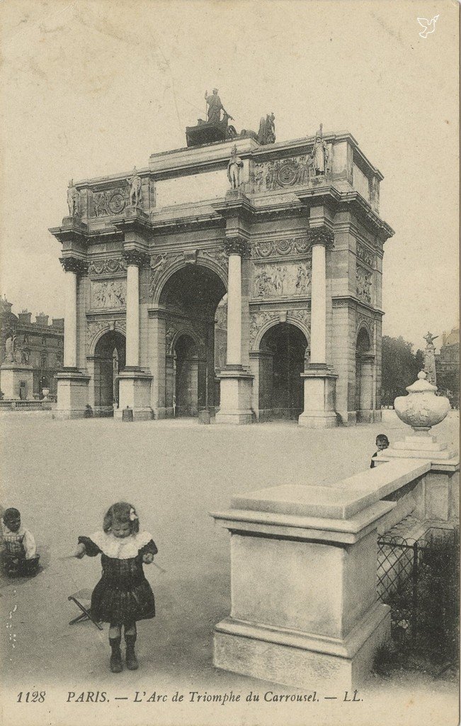 Z - 1128 - L'Arc de Triomphe du Carrousel.jpg