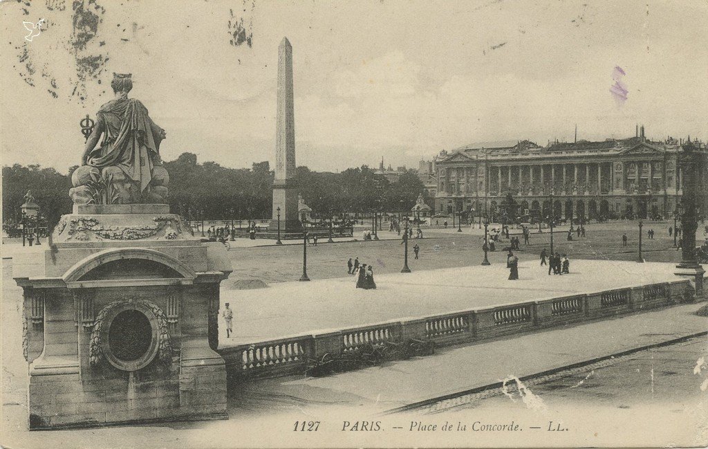 Z - 1127 - Place de la Concorde.jpg