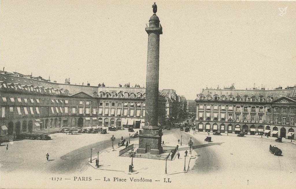 Z - 1172 - Place Vendome (vue 2.jpg