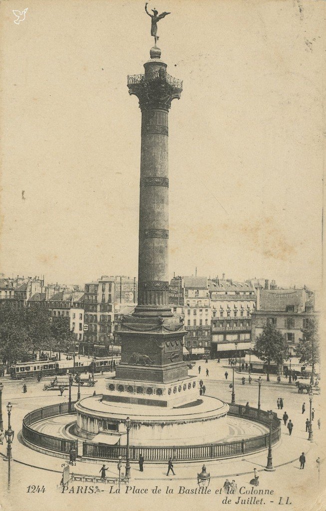 1244 - Place de la Bastille et Colonne de Juillet (1).jpg