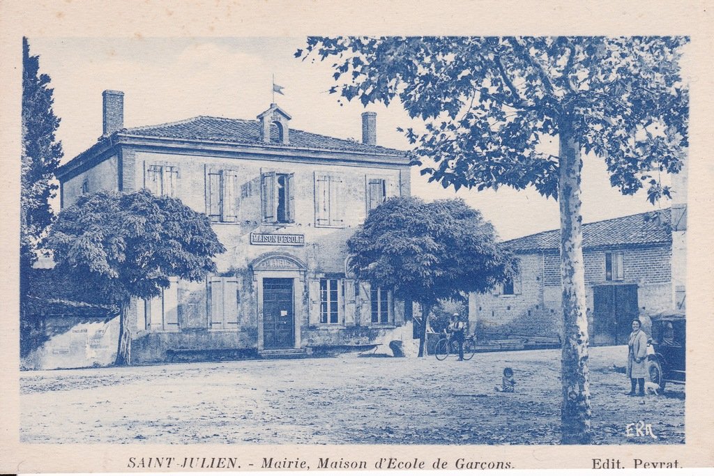 Saint-Julien - Mairie, Maison d'Ecole de Garçons.jpg