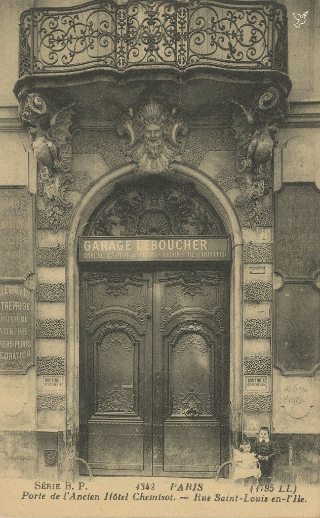Z - 1342 - Porte de l'Hotel Chemisot.jpg